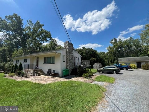 Photo of 1612 Ferguson Lane, FORT WASHINGTON, MD 20744 (MLS # MDPG2204180)