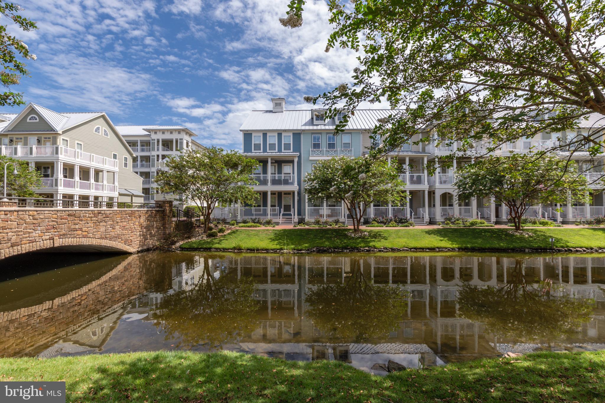 SUNSET ISLAND - Residential