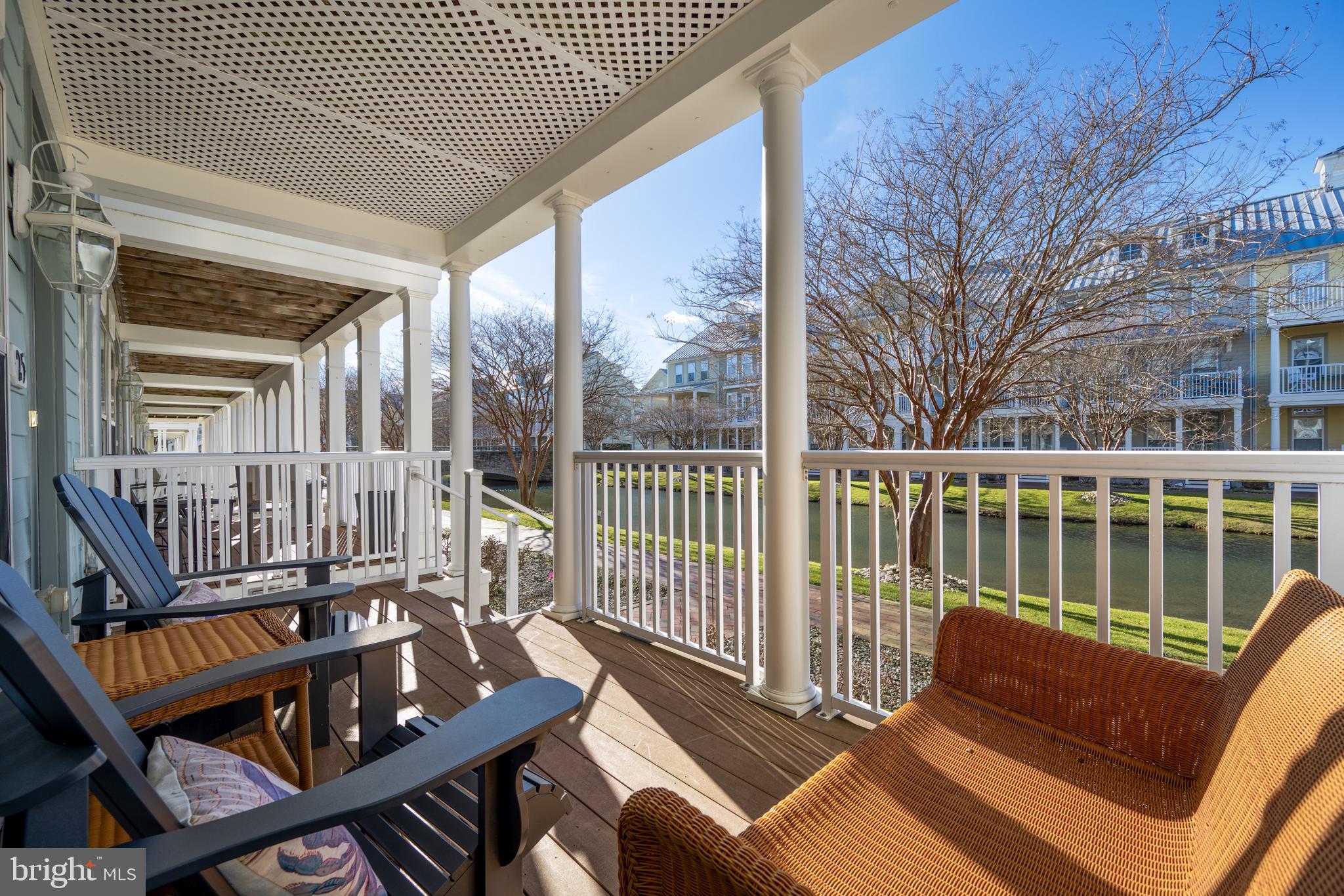 SUNSET ISLAND - Residential