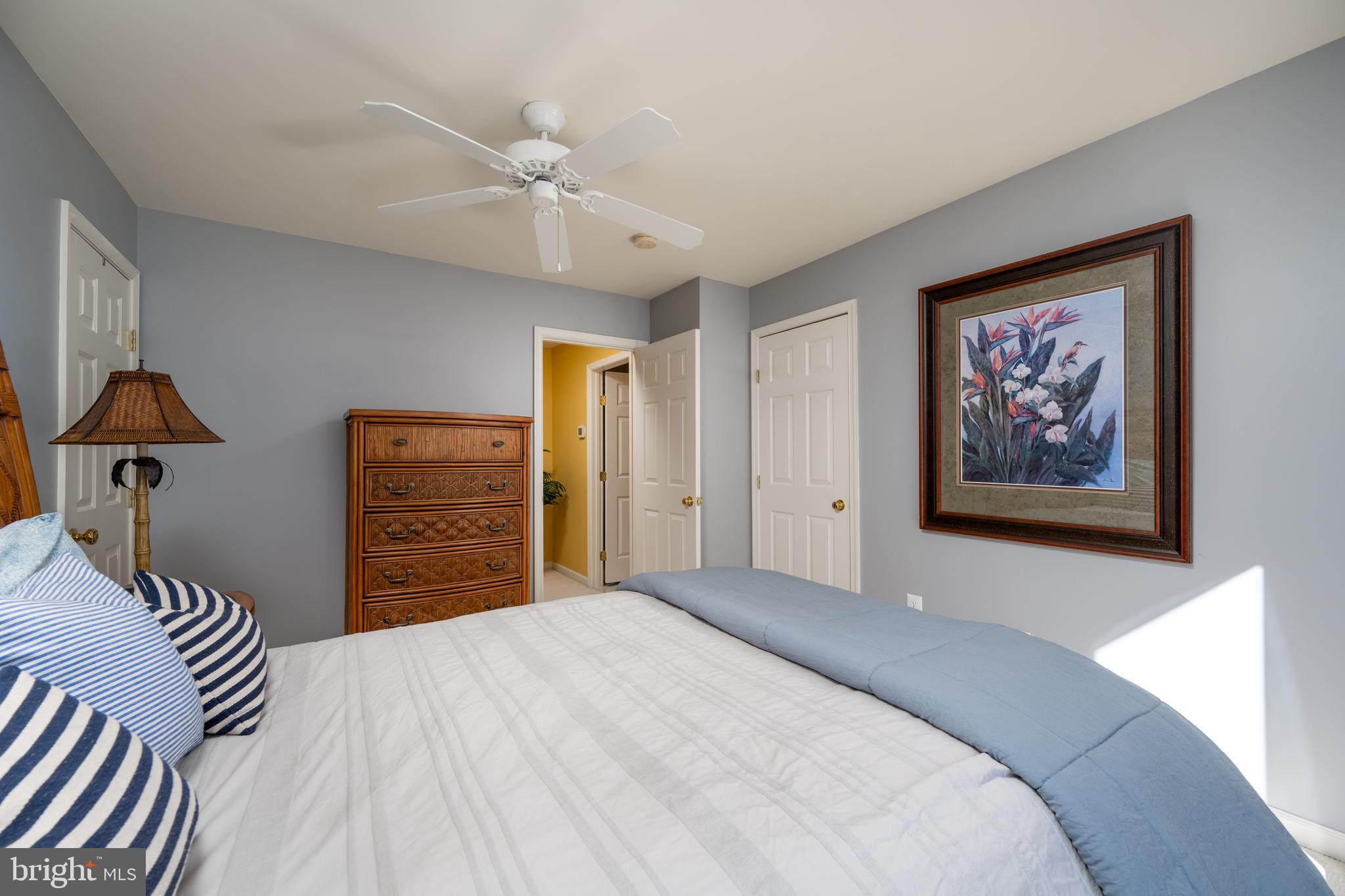 SUNSET ISLAND - Residential