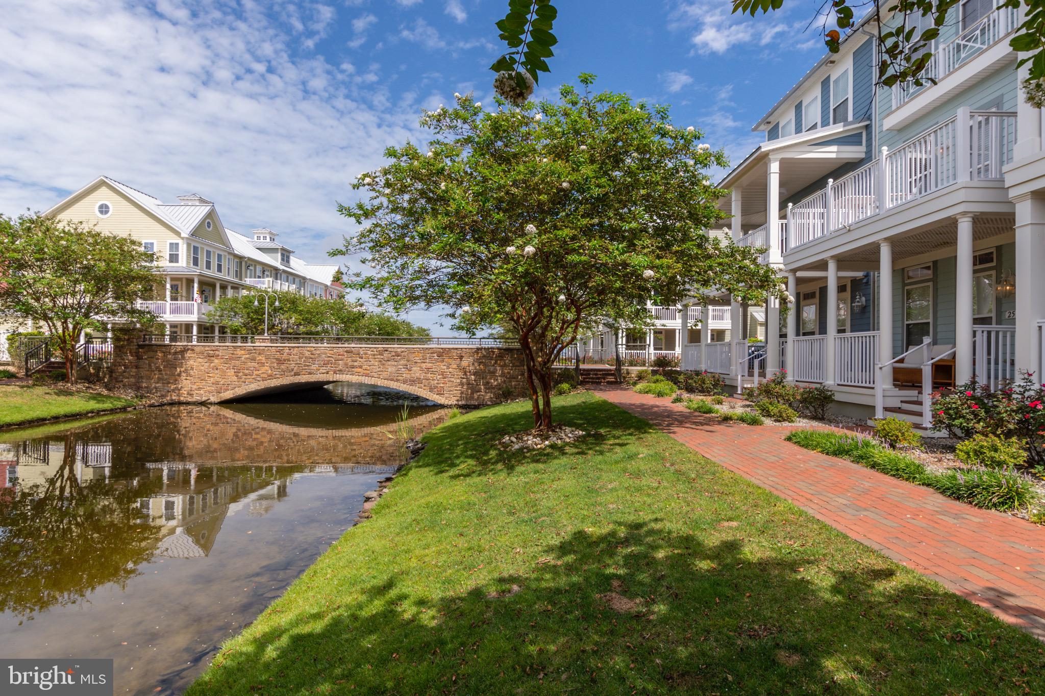 SUNSET ISLAND - Residential