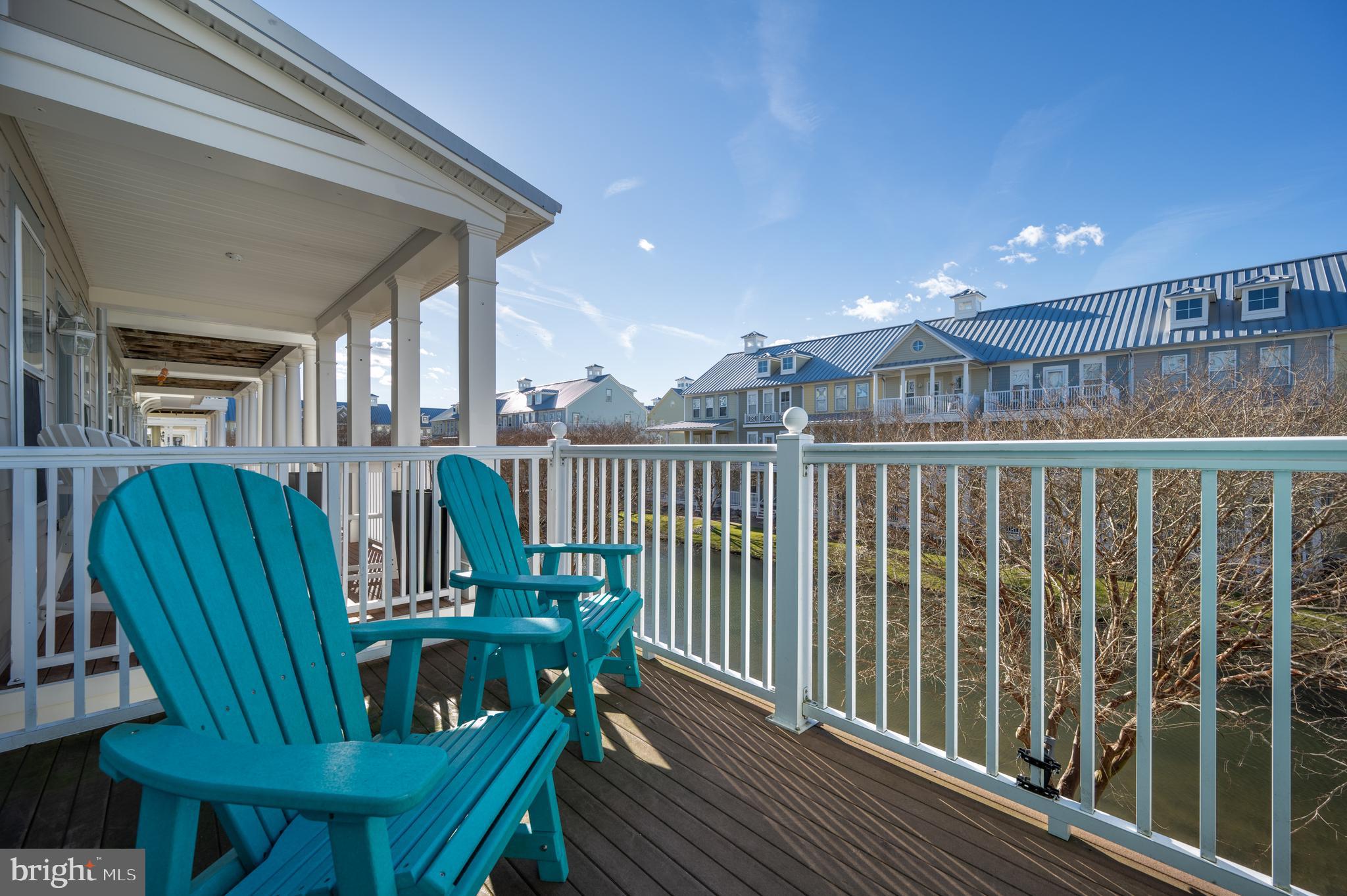 SUNSET ISLAND - Residential