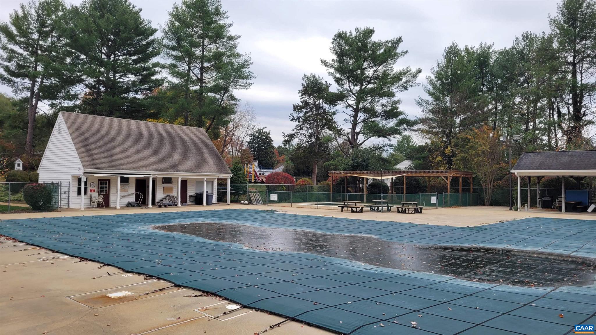 HOLLYMEAD - Residential