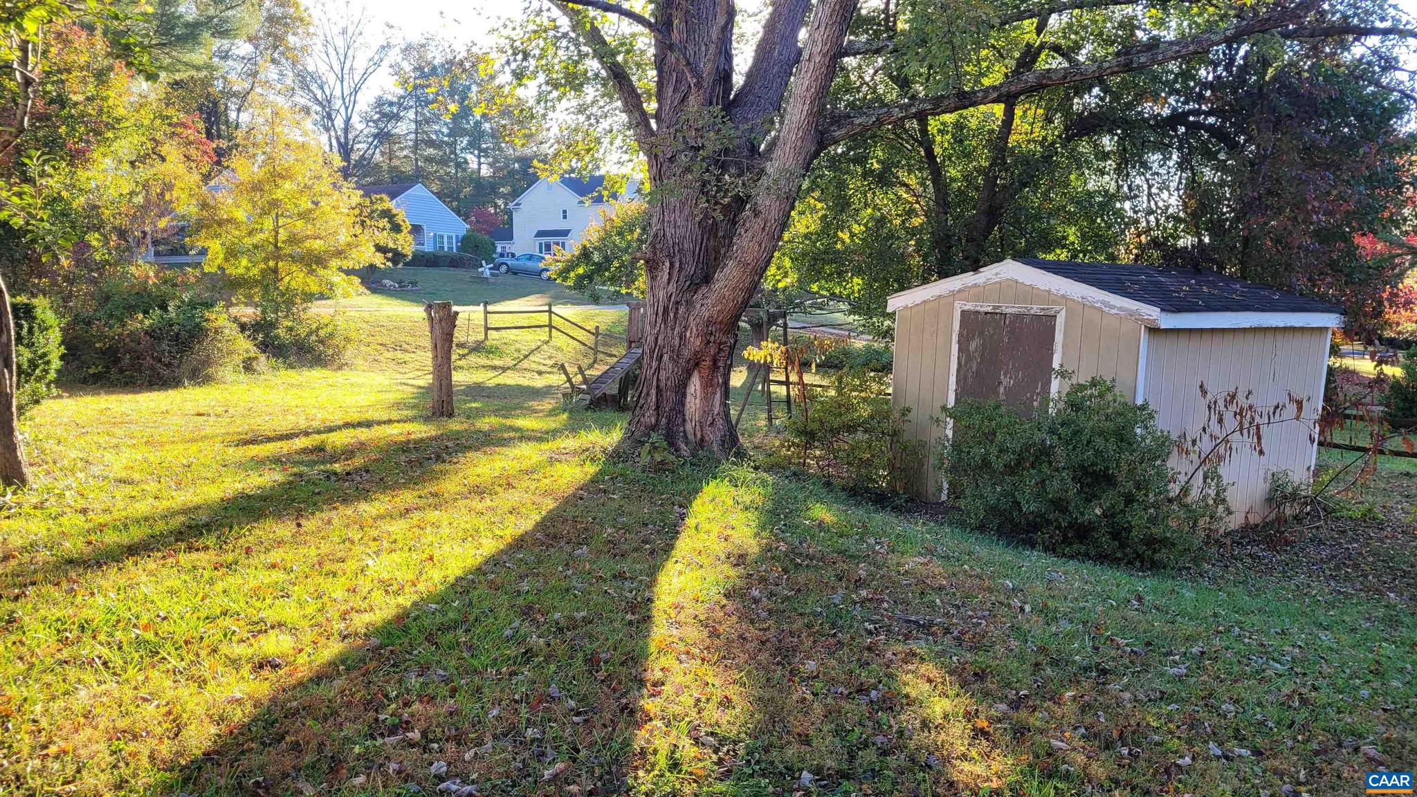 HOLLYMEAD - Residential