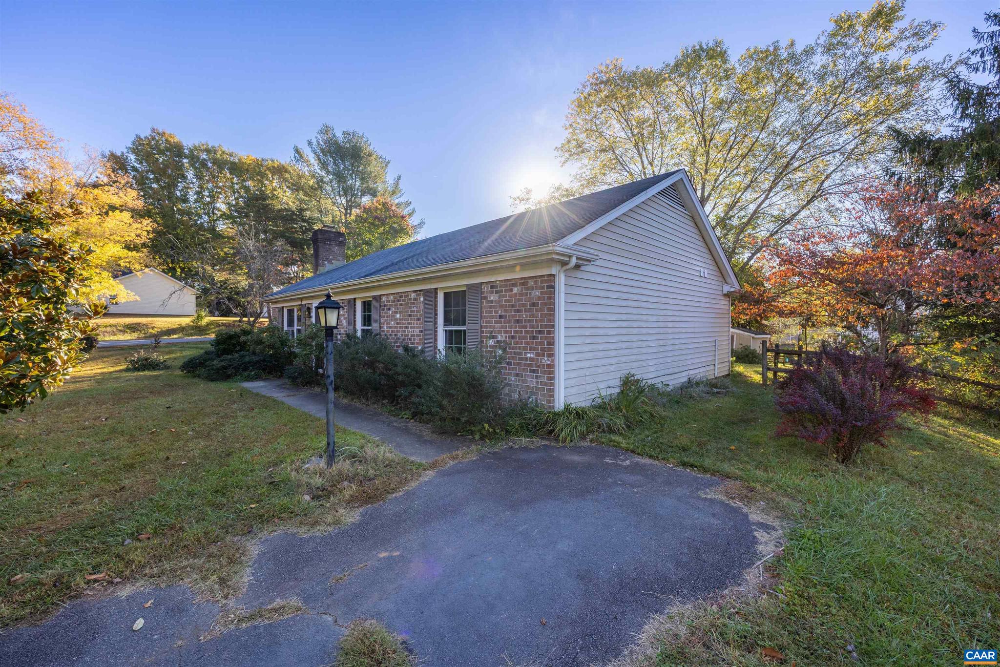 HOLLYMEAD - Residential