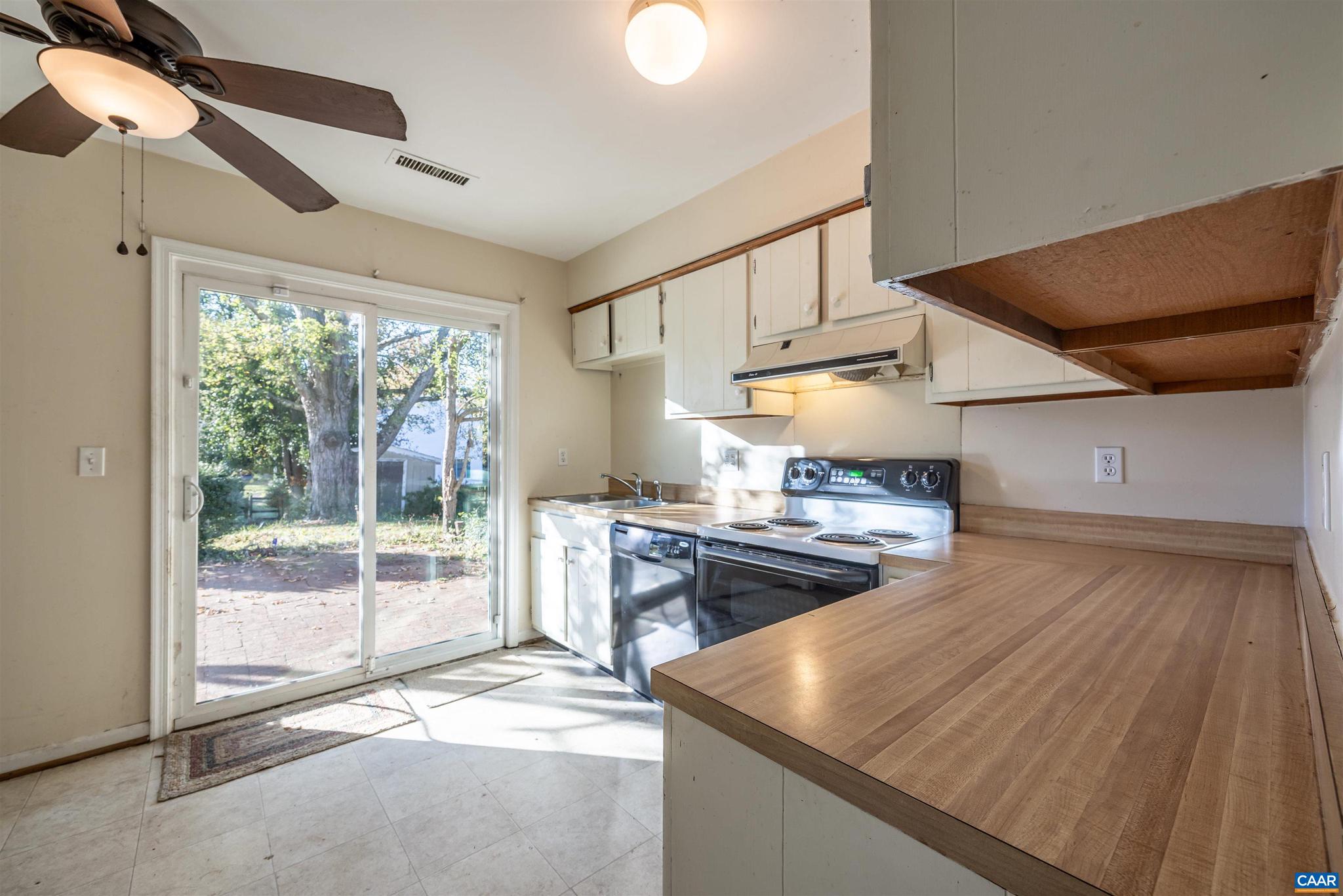 HOLLYMEAD - Residential