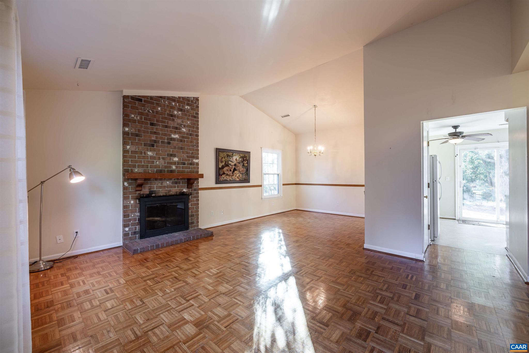 HOLLYMEAD - Residential