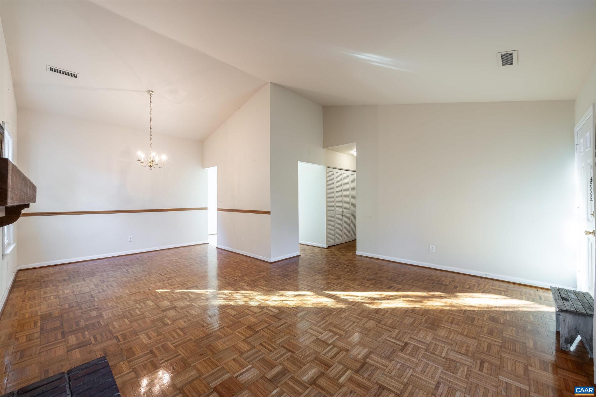 HOLLYMEAD - Residential