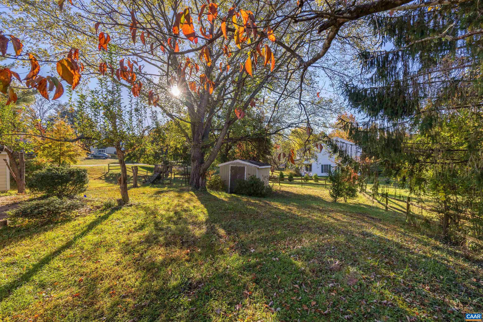 HOLLYMEAD - Residential