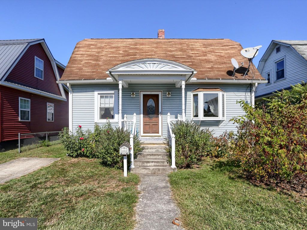 Photo of 313 Cedar Street, MOUNT UNION, PA 17066 (MLS # PAMF2052570)