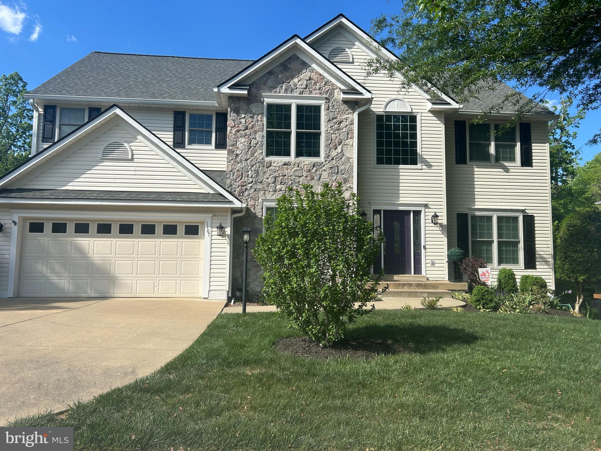 1107 CENTURY OAK DRIVE