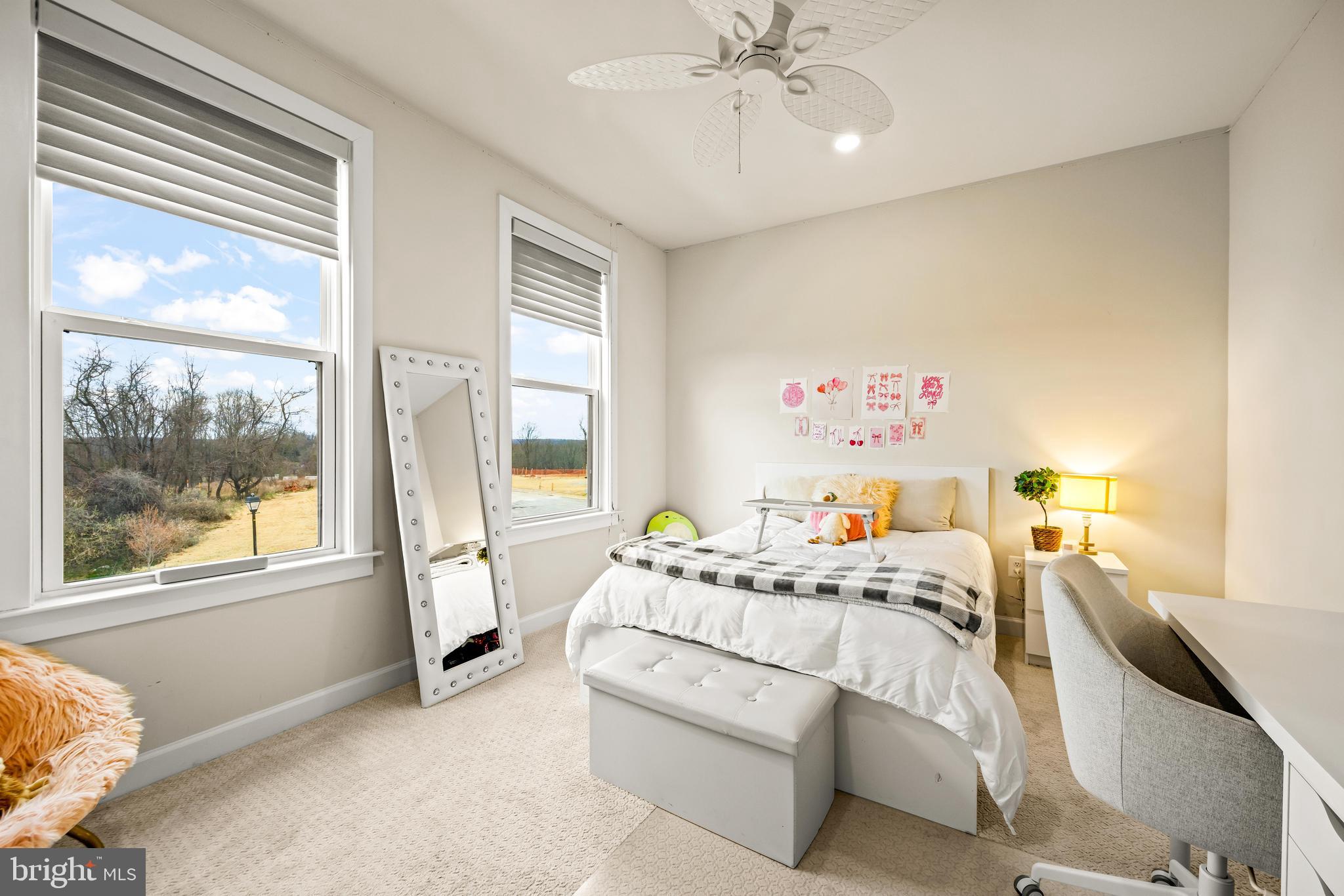 HUNT VALLEY - Residential Lease