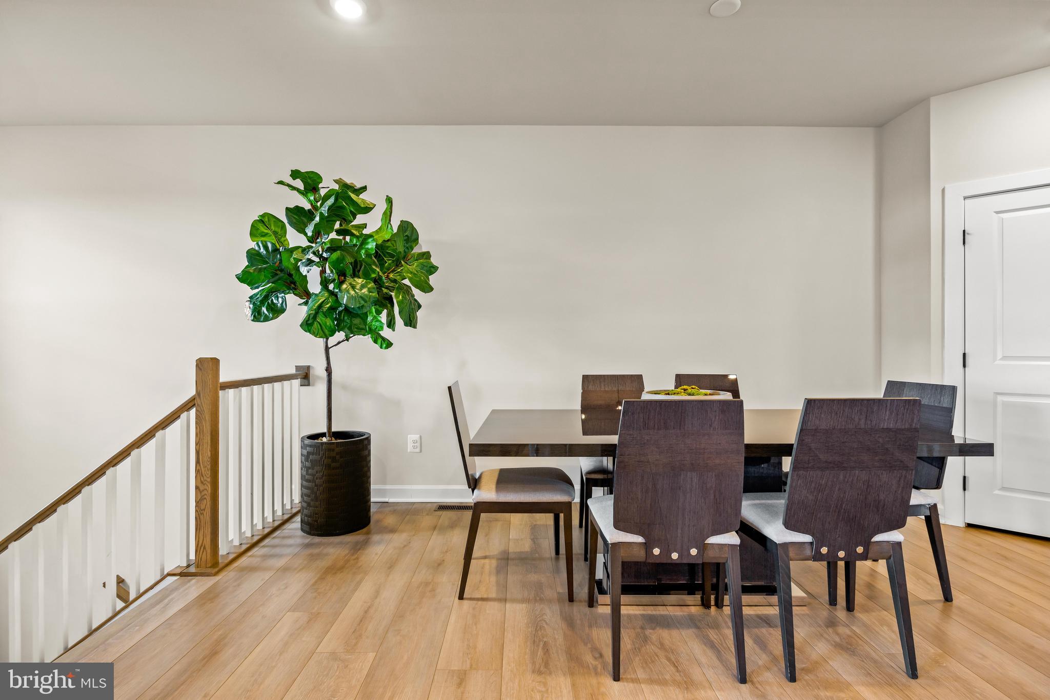 HUNT VALLEY - Residential Lease