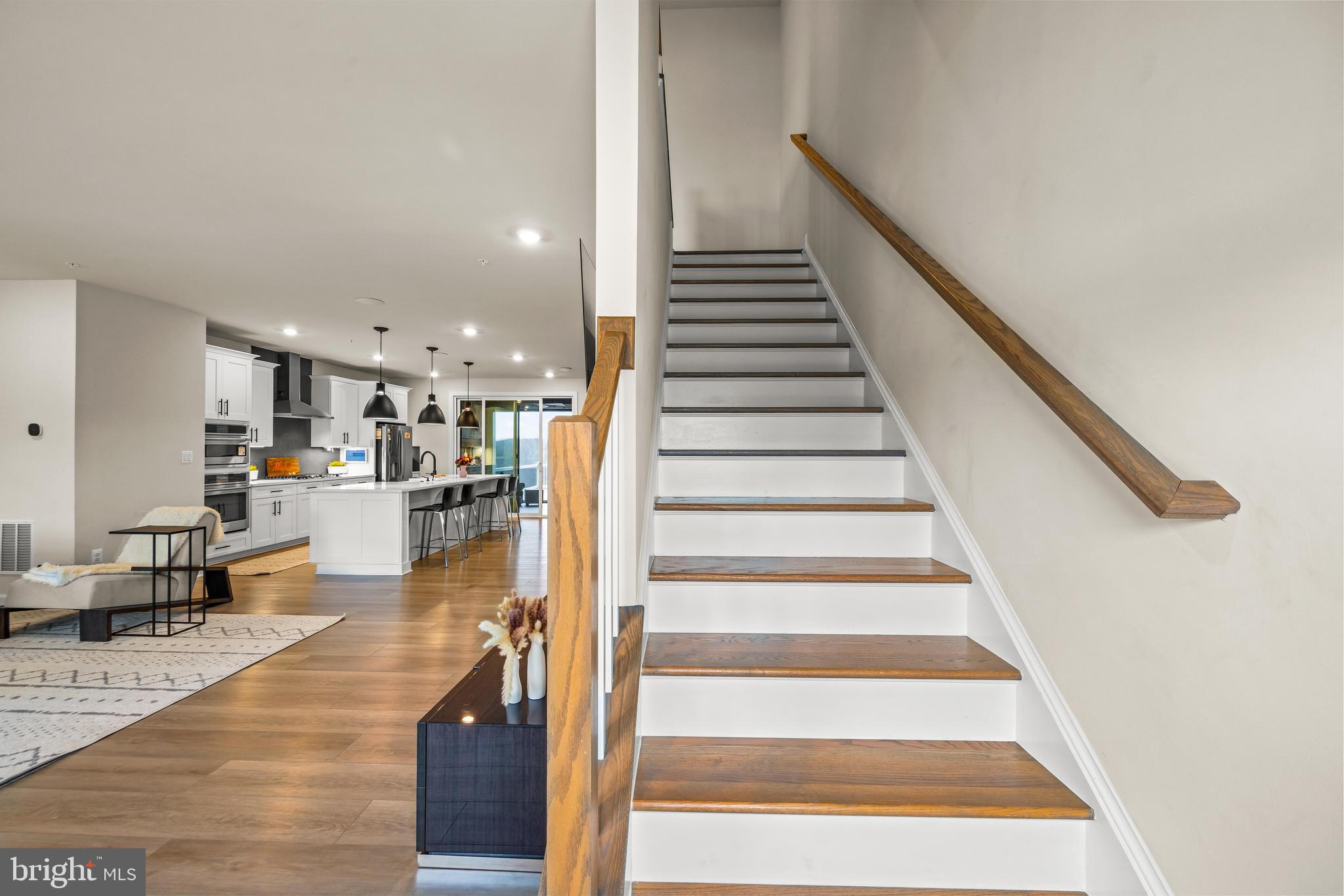 HUNT VALLEY - Residential Lease