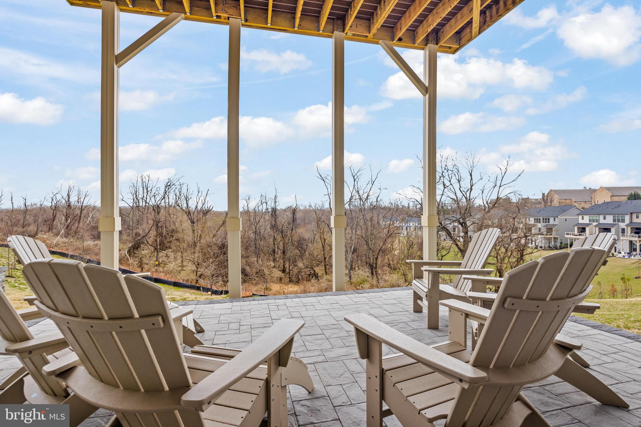 HUNT VALLEY - Residential Lease