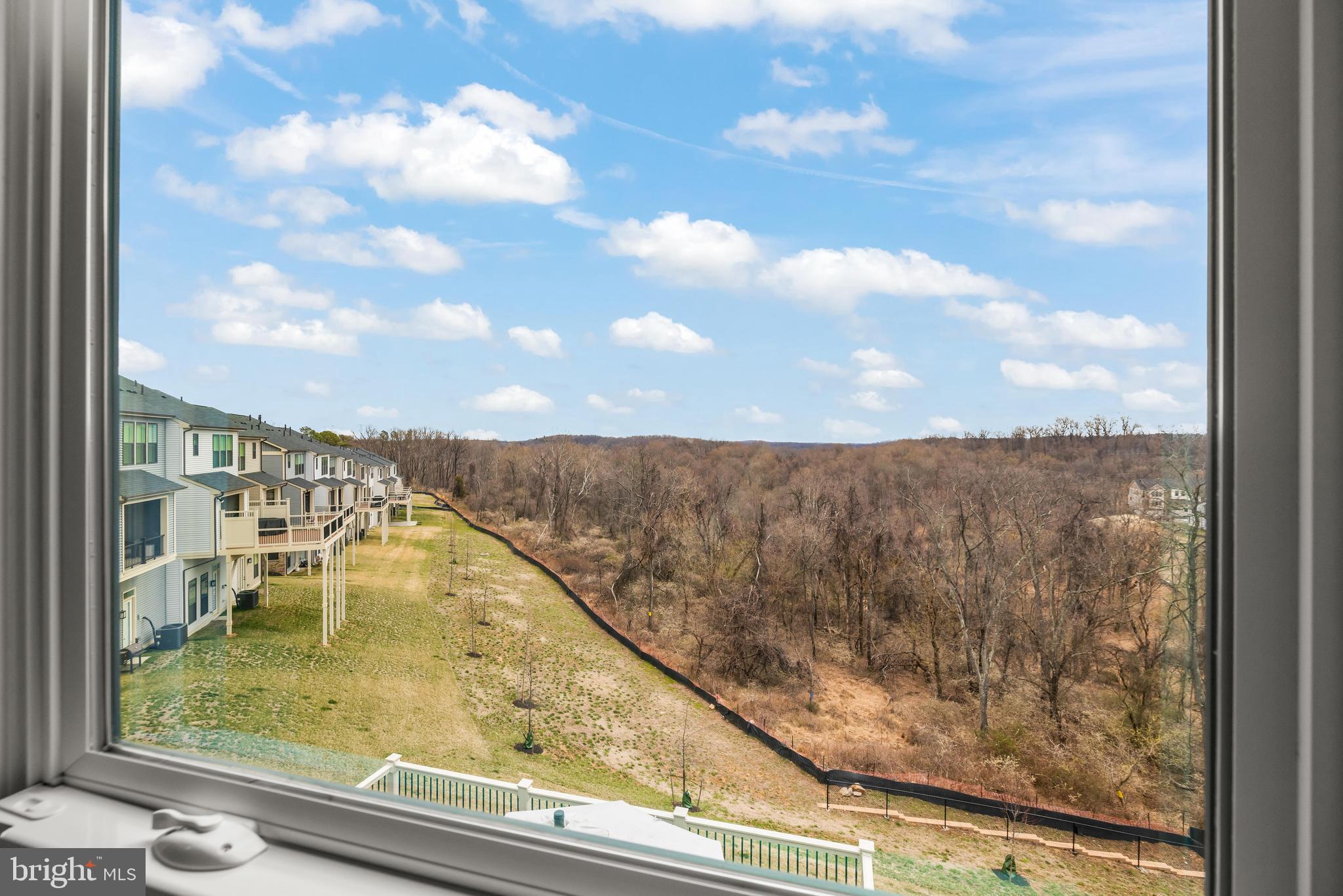 HUNT VALLEY - Residential Lease