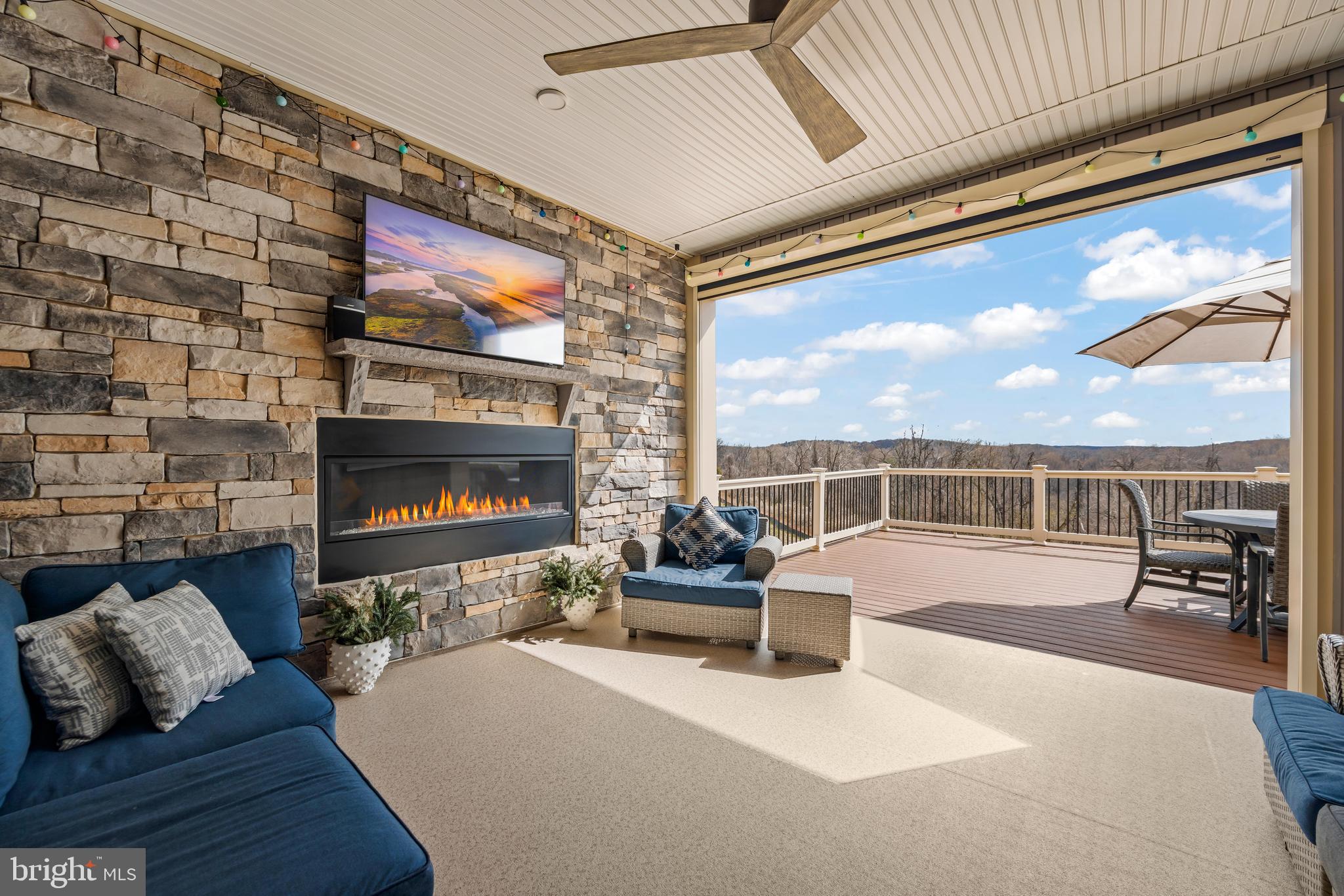 HUNT VALLEY - Residential Lease