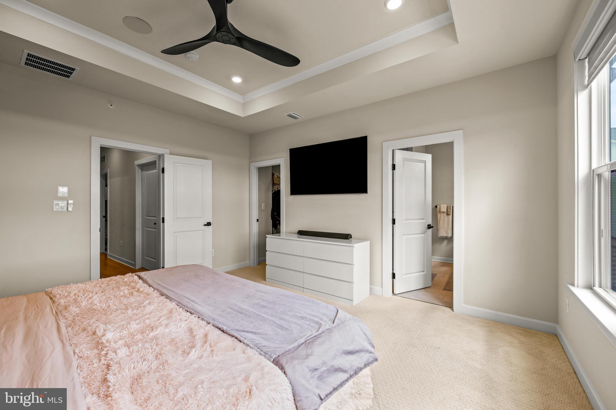 HUNT VALLEY - Residential Lease