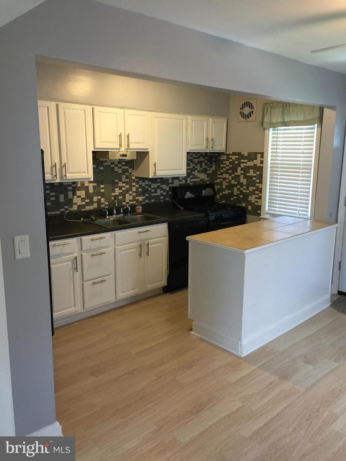 PHILADELPHIA HEIGHTS - Residential