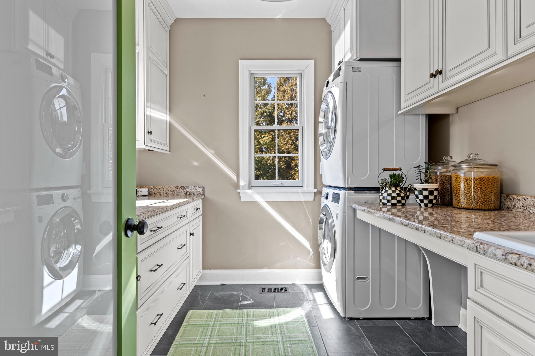 TREYBURN - Residential