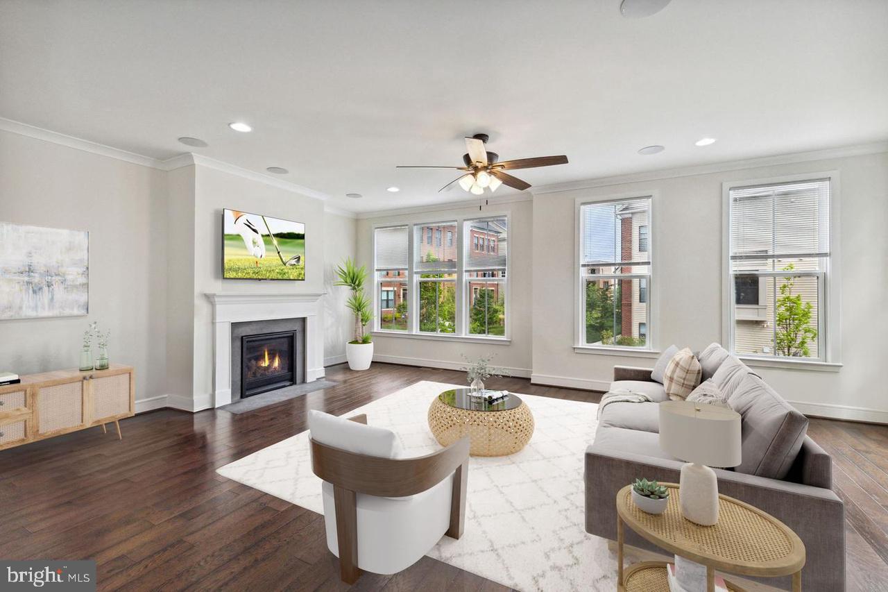 42293 BELGRAVE GARDENS TERRACE