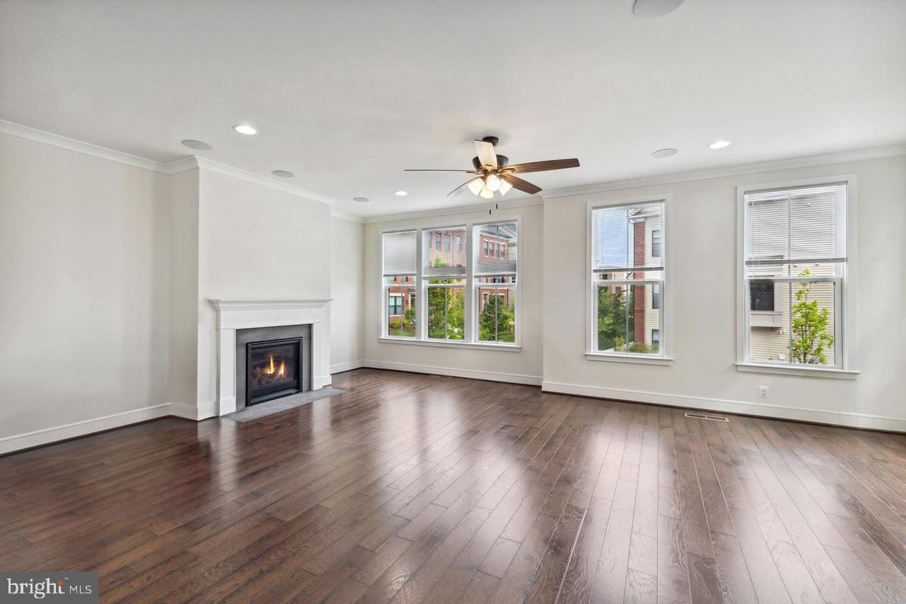 BRAMBLETON - Residential Lease