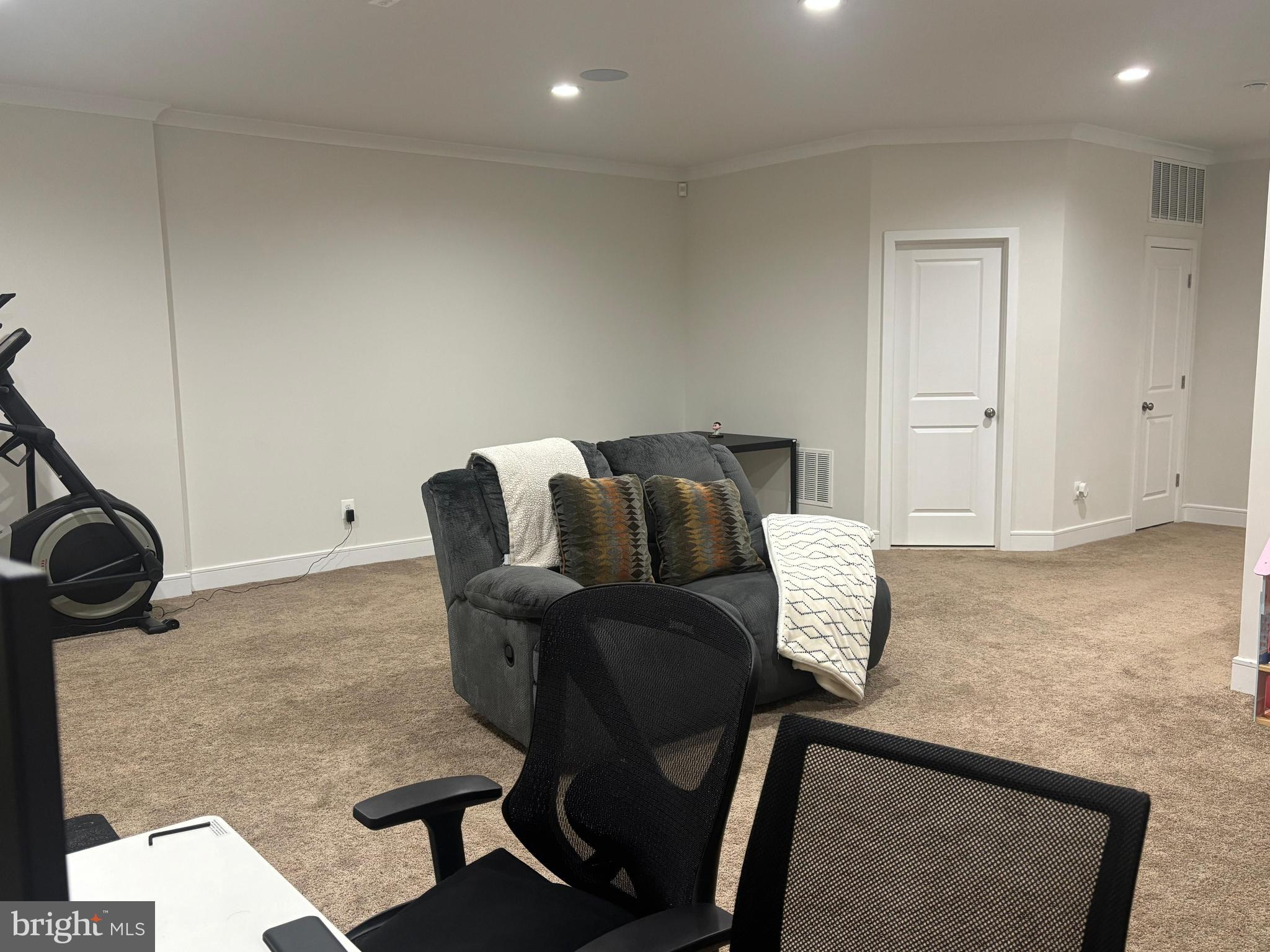 BRAMBLETON - Residential Lease