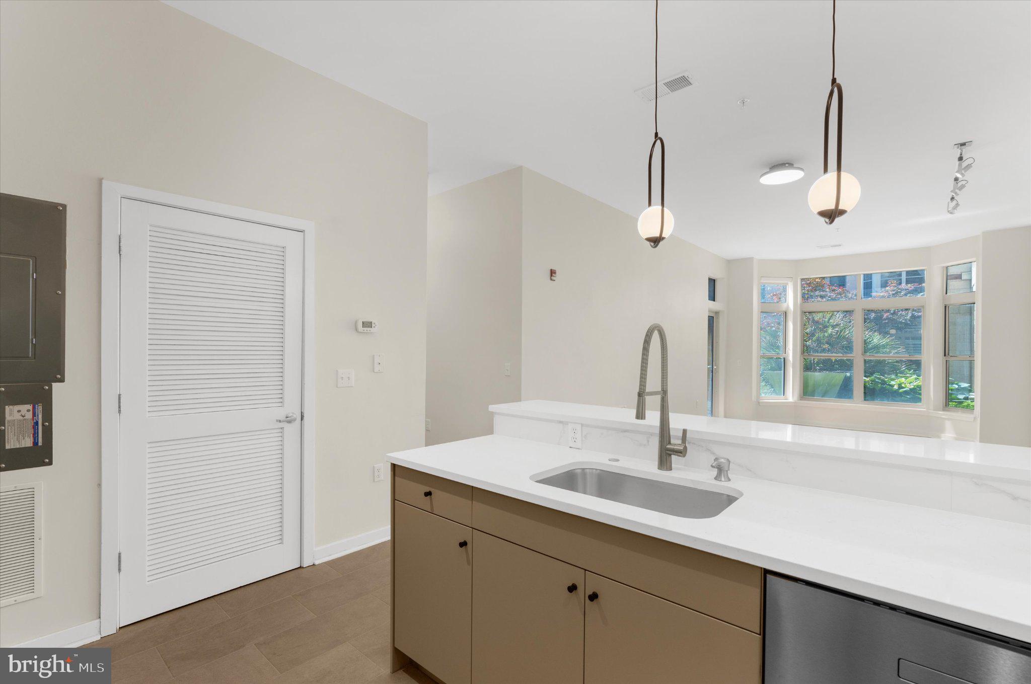 MOUNT VERNON - Residential