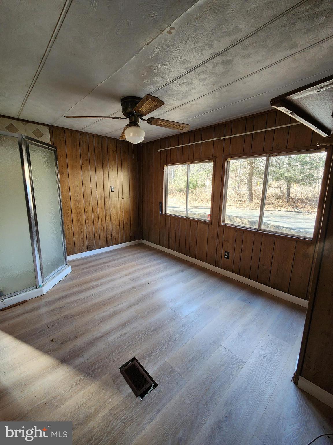 CRESWELL MANOR - Residential