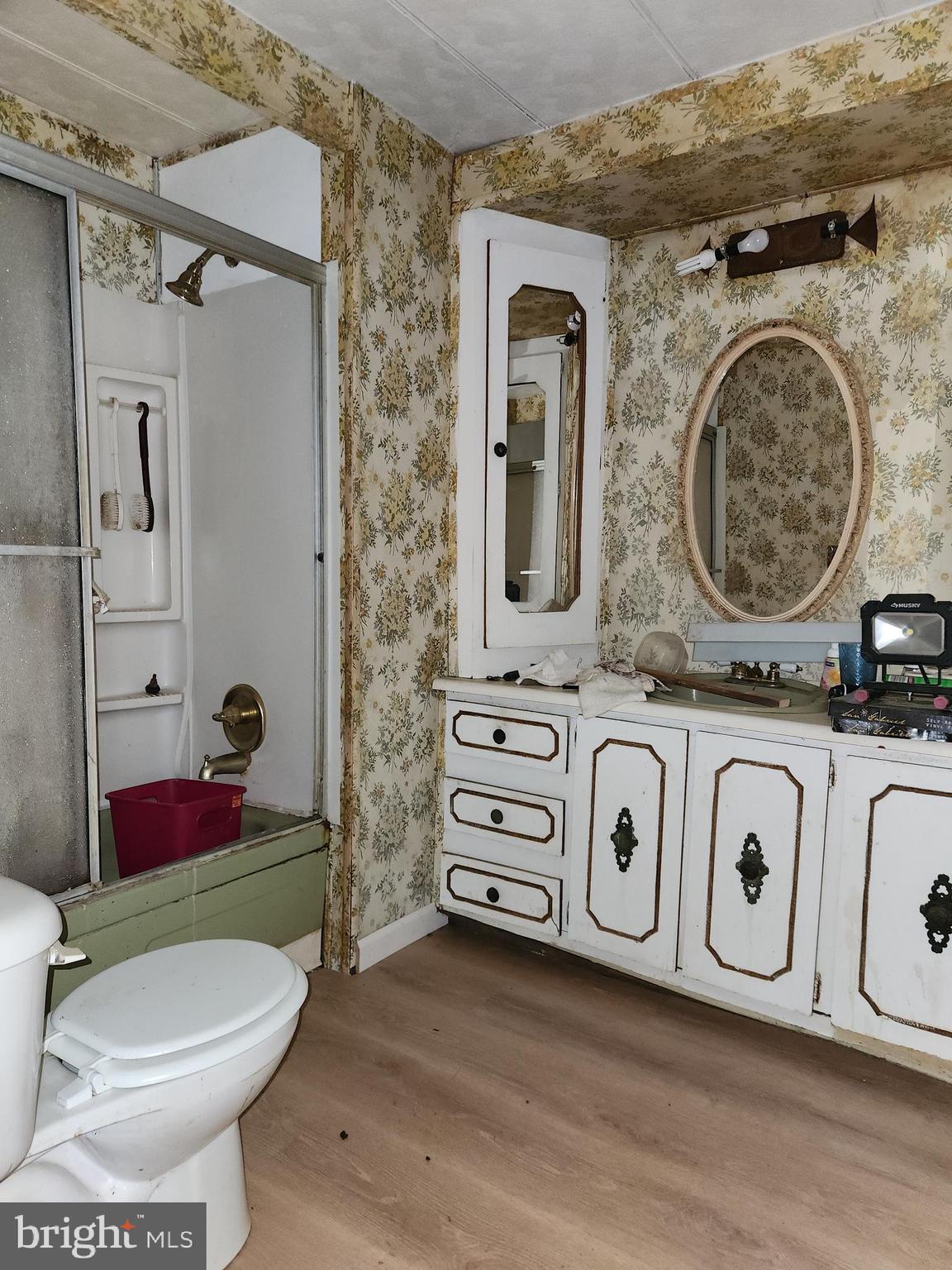 CRESWELL MANOR - Residential