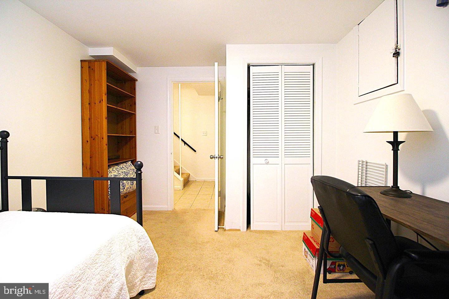 WESTRIDGE OF ALEXANDRIA - Residential Lease