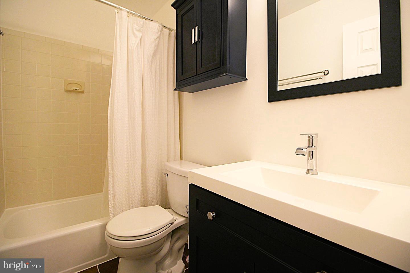 WESTRIDGE OF ALEXANDRIA - Residential Lease