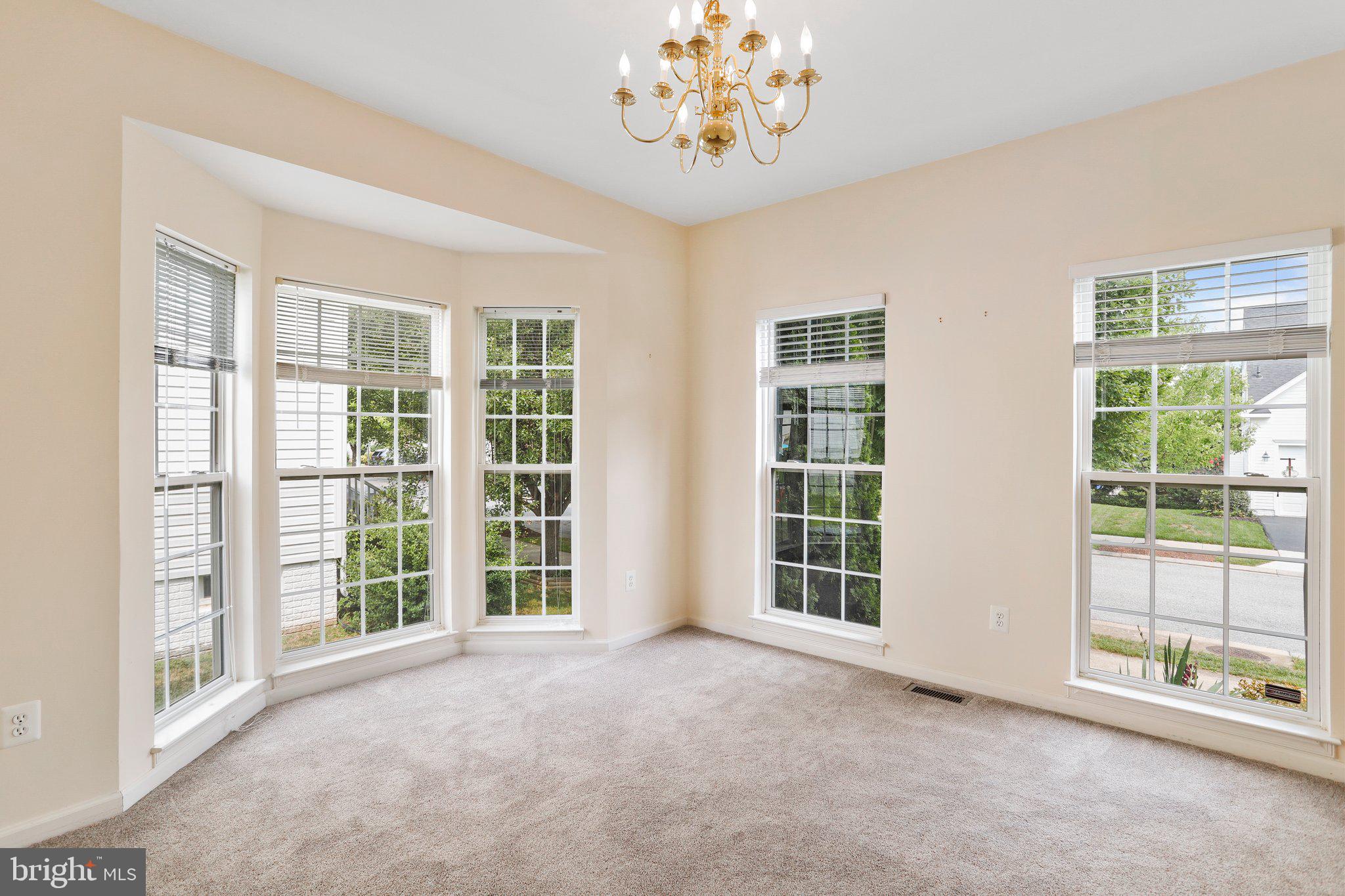 LAKELAND PLACE - Residential Lease