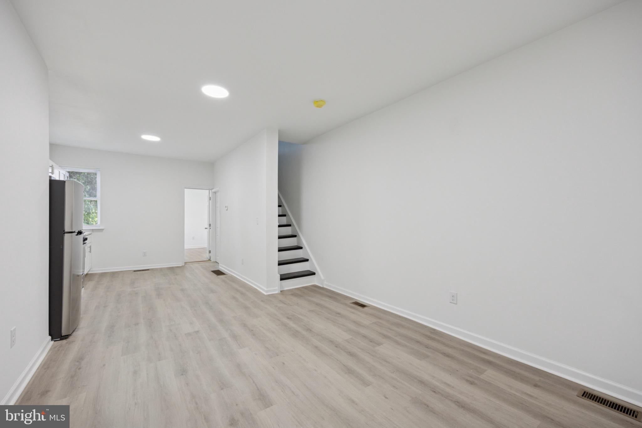 1234 W SERGEANT STREET W