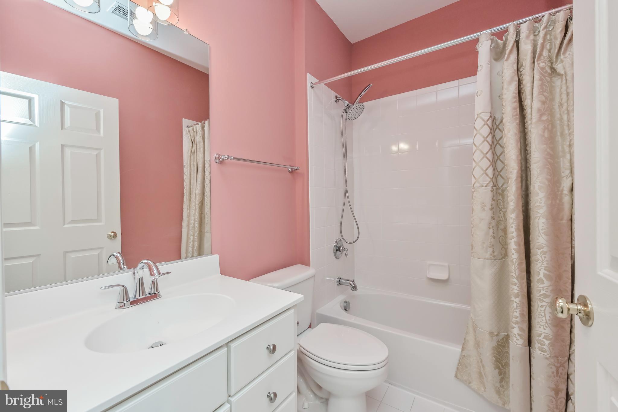 OCCOQUAN OVERLOOK - Residential