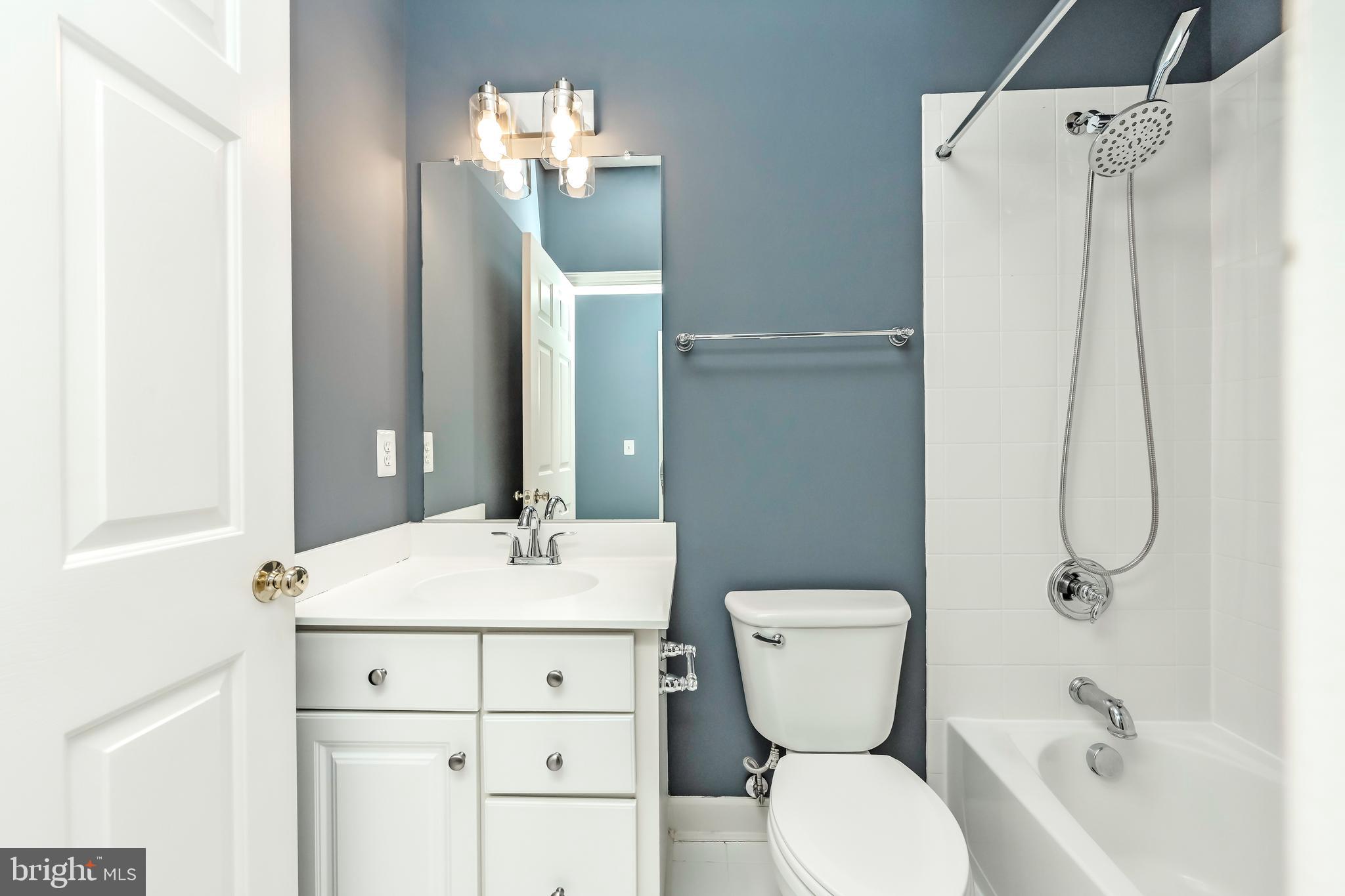 OCCOQUAN OVERLOOK - Residential