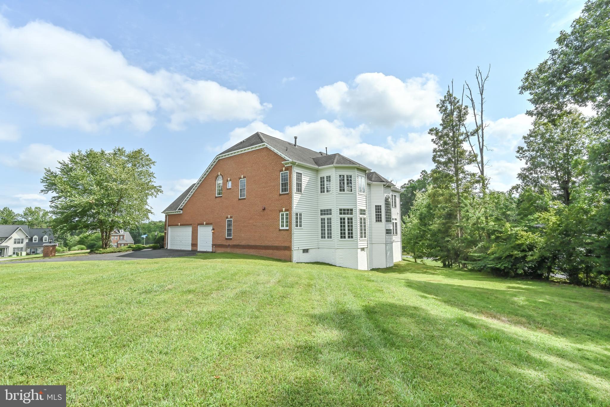 OCCOQUAN OVERLOOK - Residential