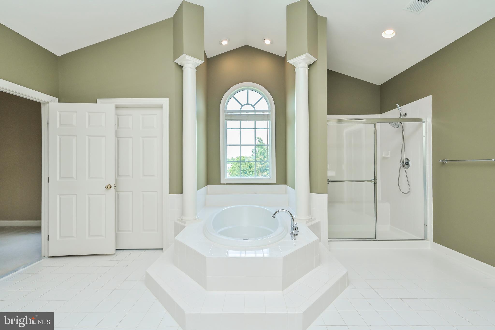 OCCOQUAN OVERLOOK - Residential