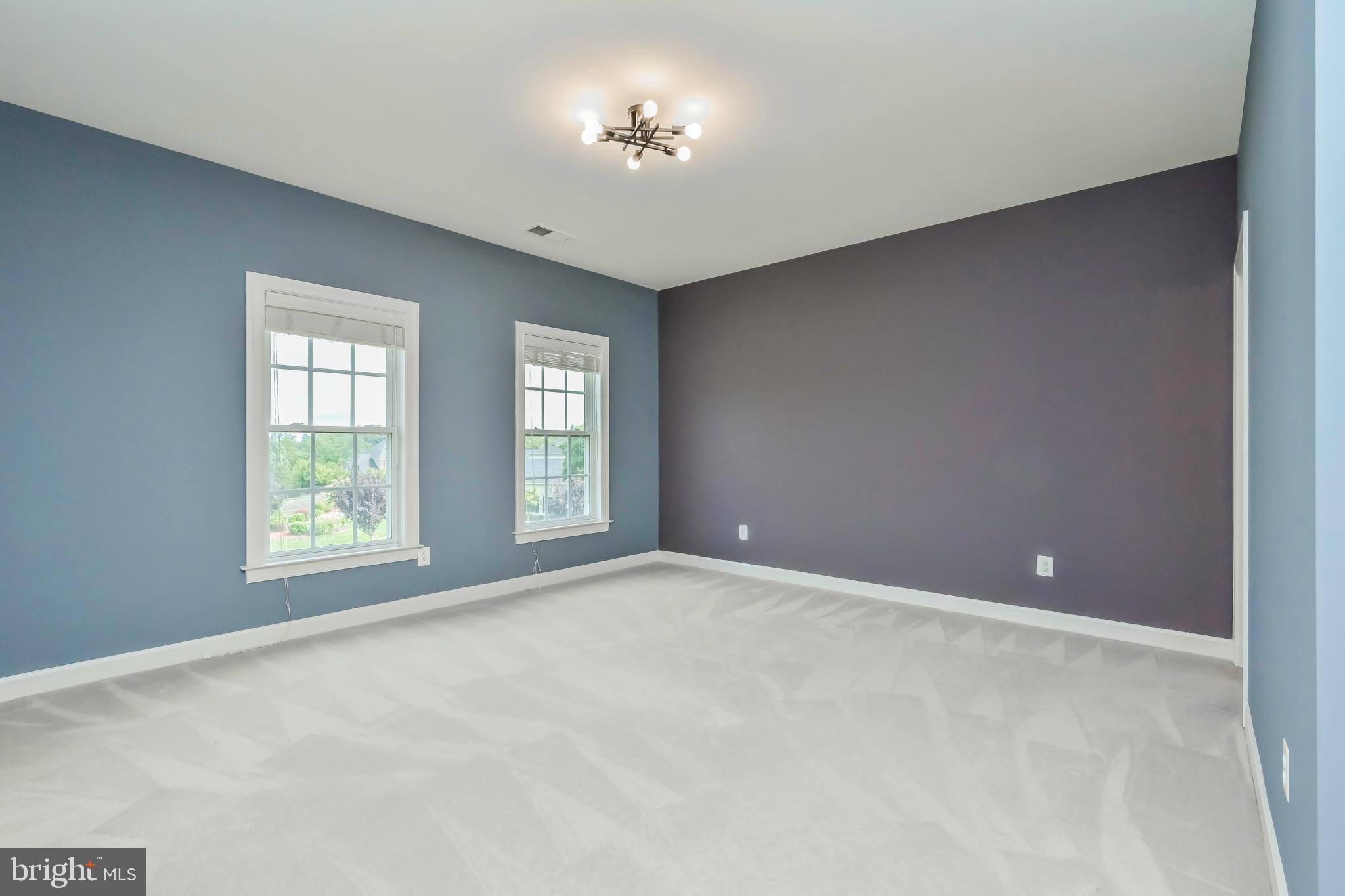 OCCOQUAN OVERLOOK - Residential