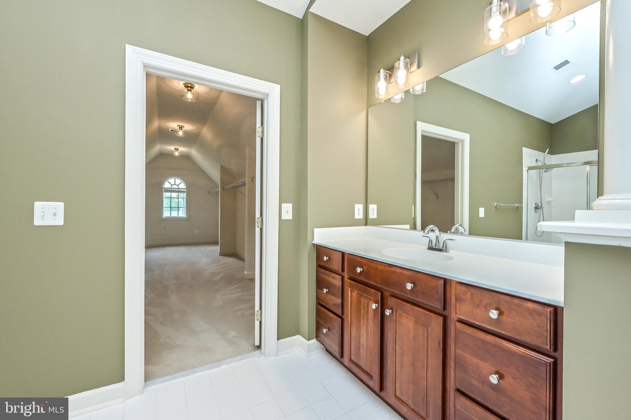 OCCOQUAN OVERLOOK - Residential