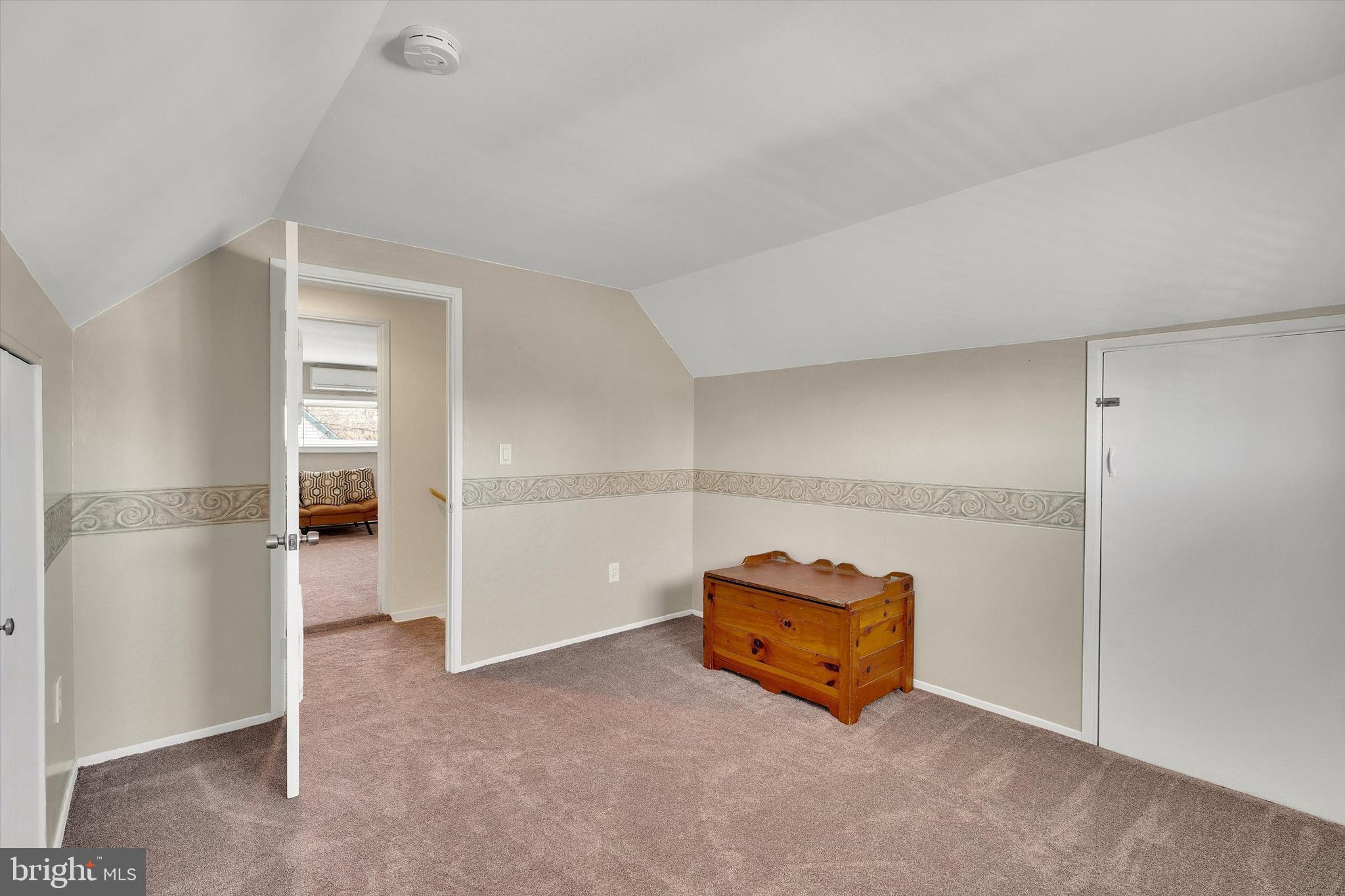 HOLLY HILL - Residential