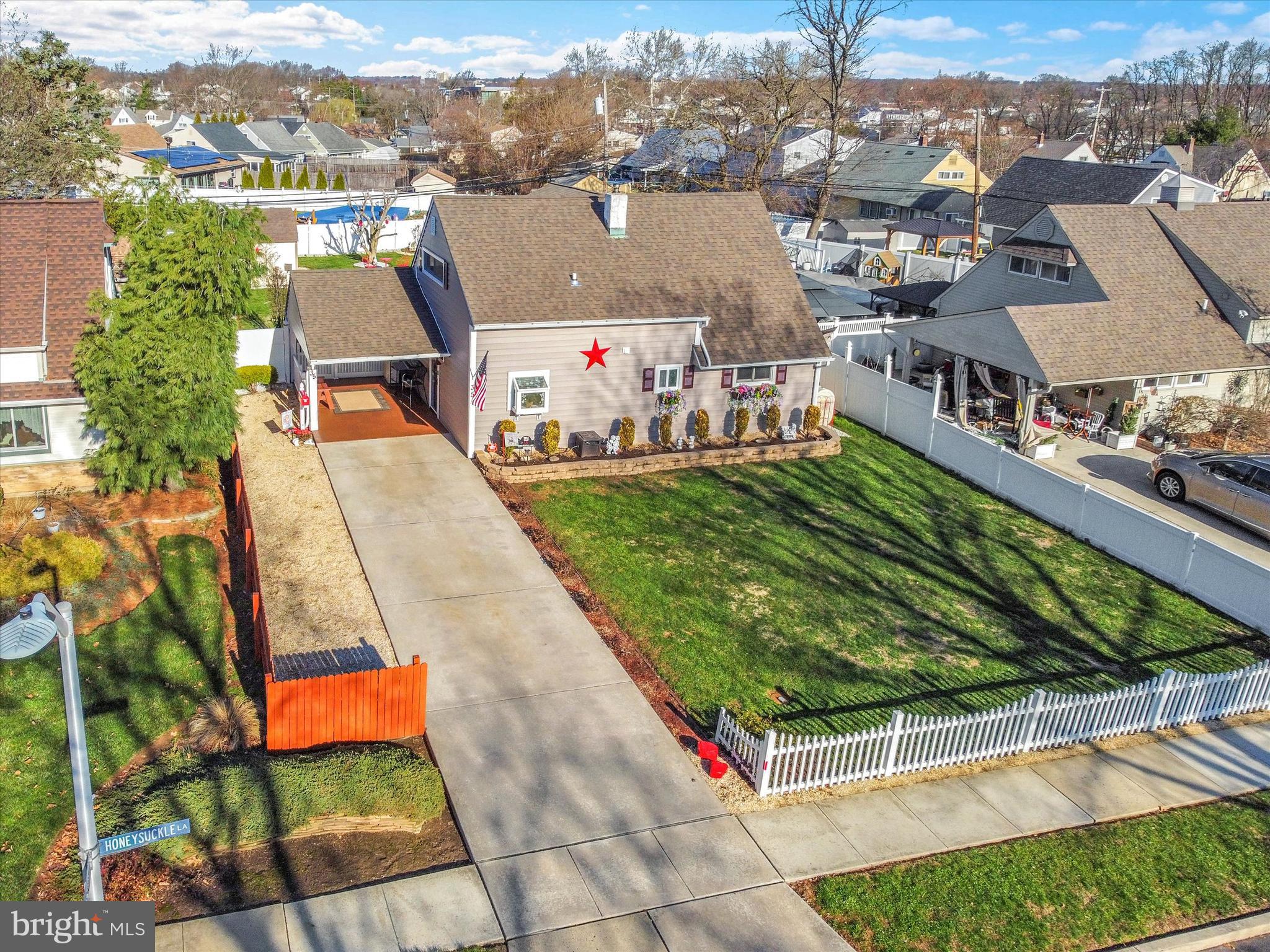 HOLLY HILL - Residential