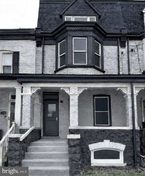 218 E ROSS STREET LANCASTER PA 17602