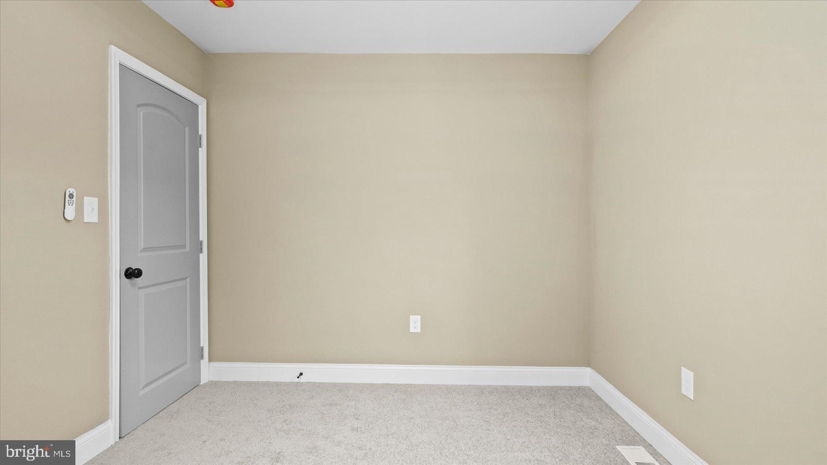 PARK CIRCLE - Residential