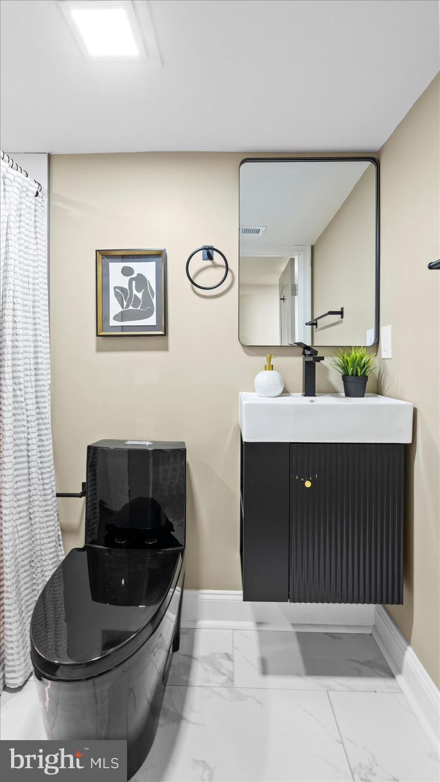 PARK CIRCLE - Residential