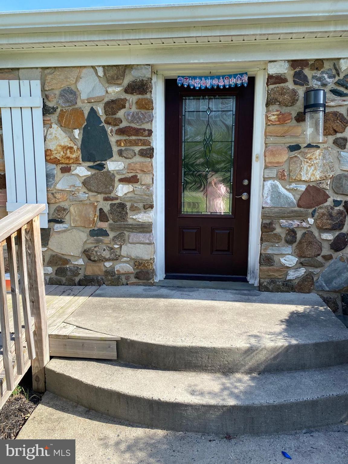 VALLEY VISTA - Residential Lease