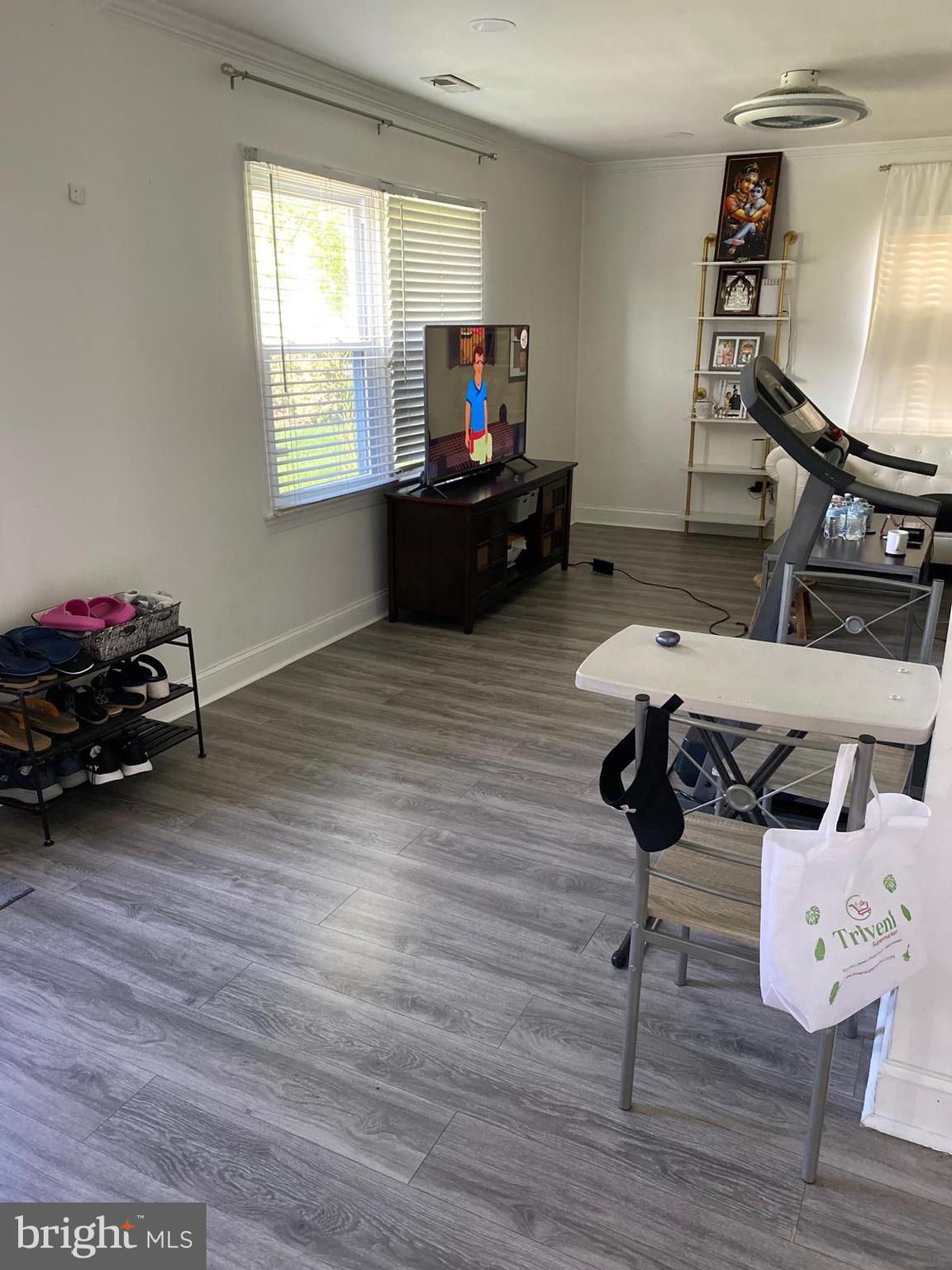 VALLEY VISTA - Residential Lease