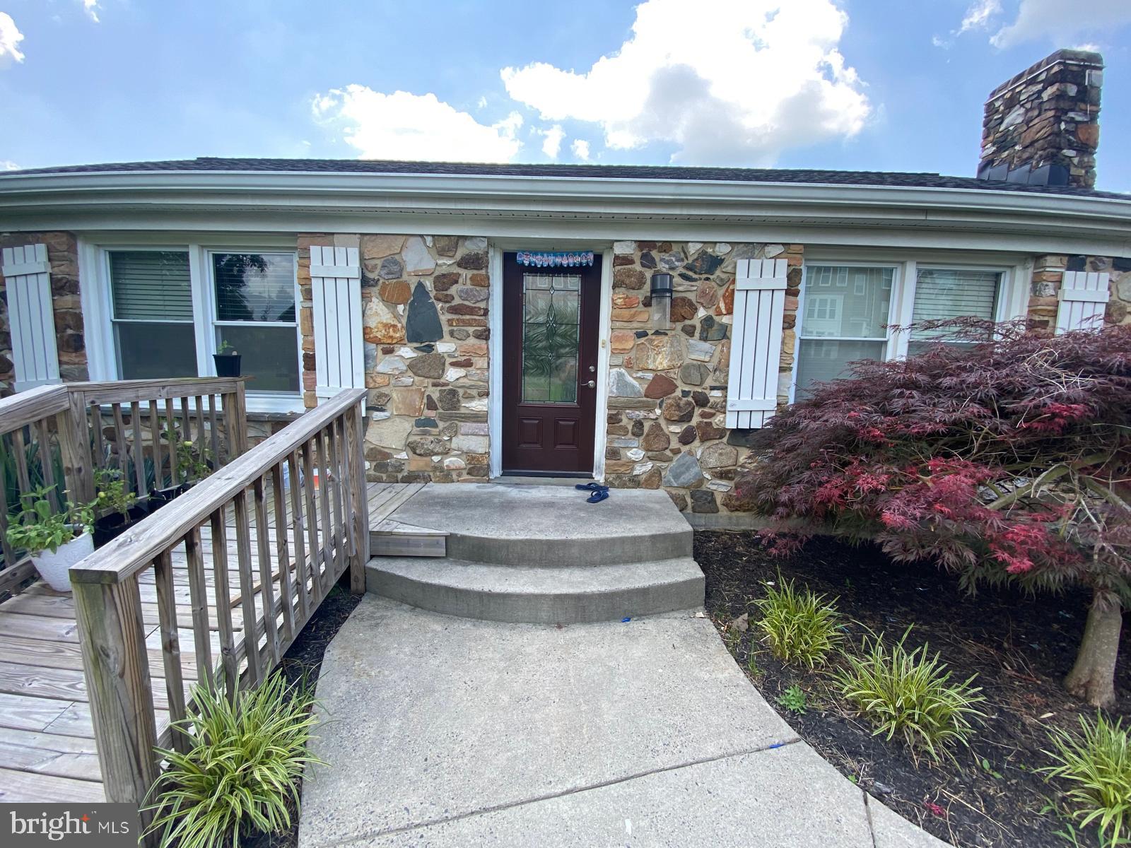 VALLEY VISTA - Residential Lease