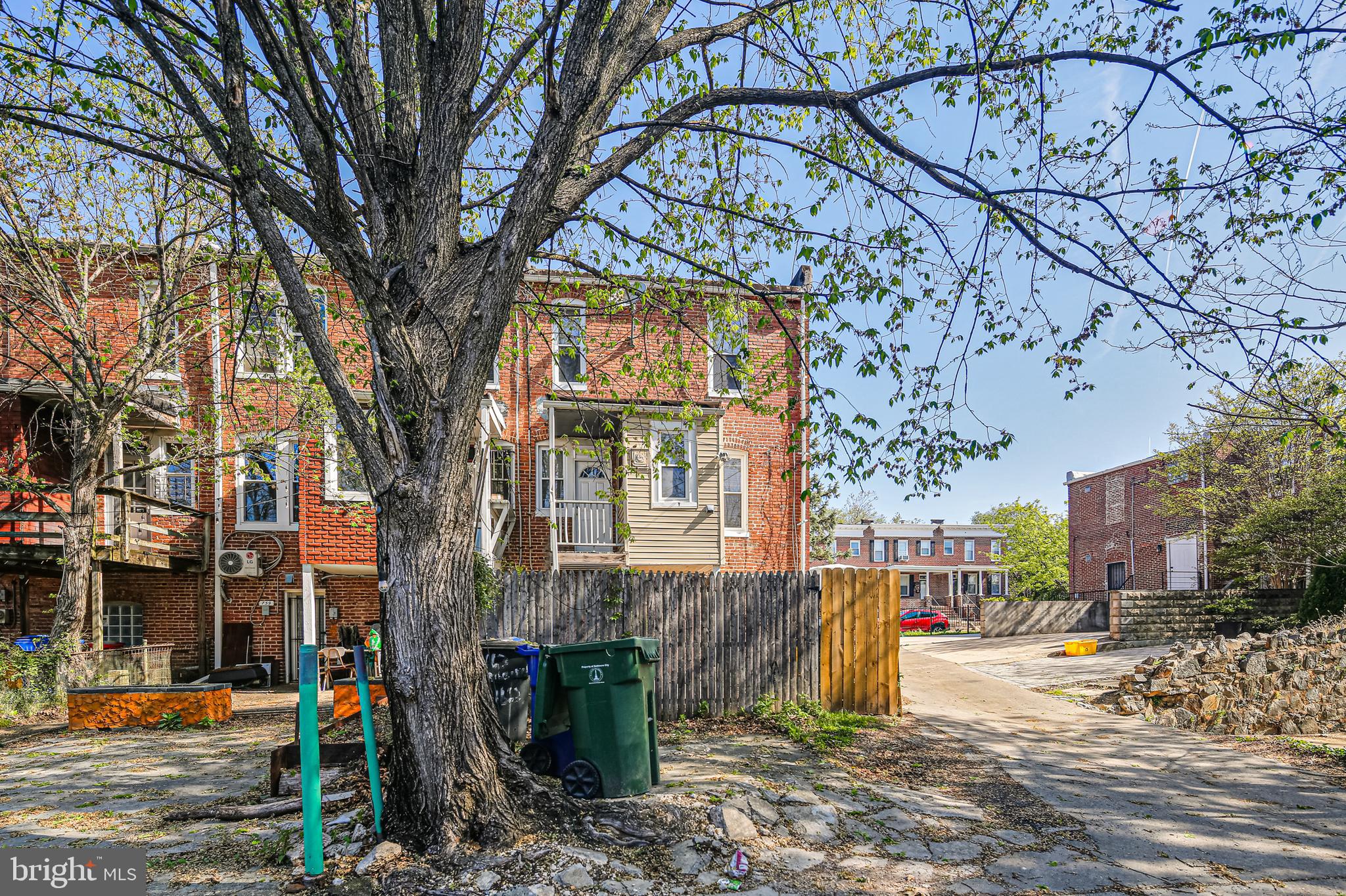 WAVERLY - Residential