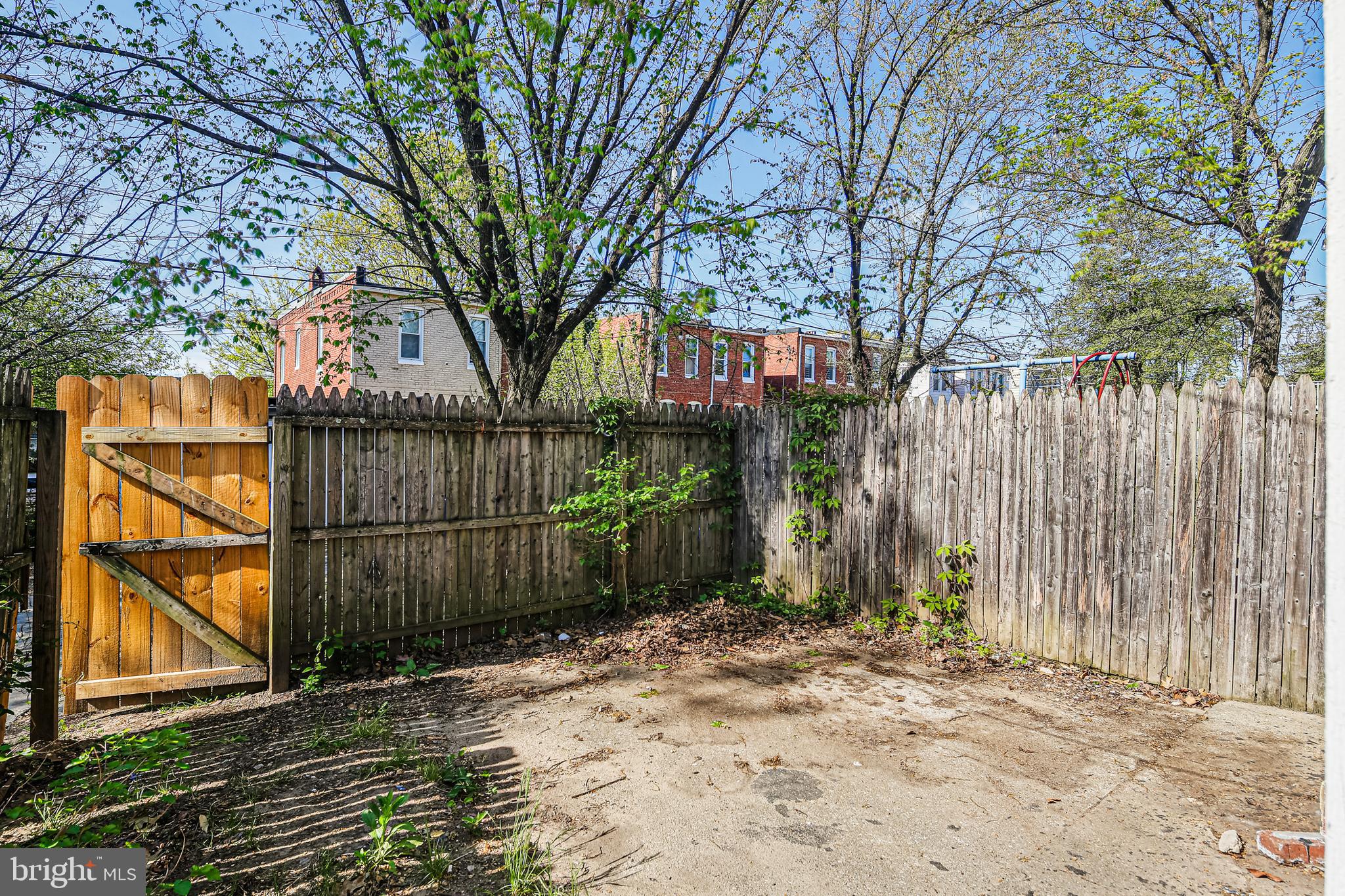 WAVERLY - Residential